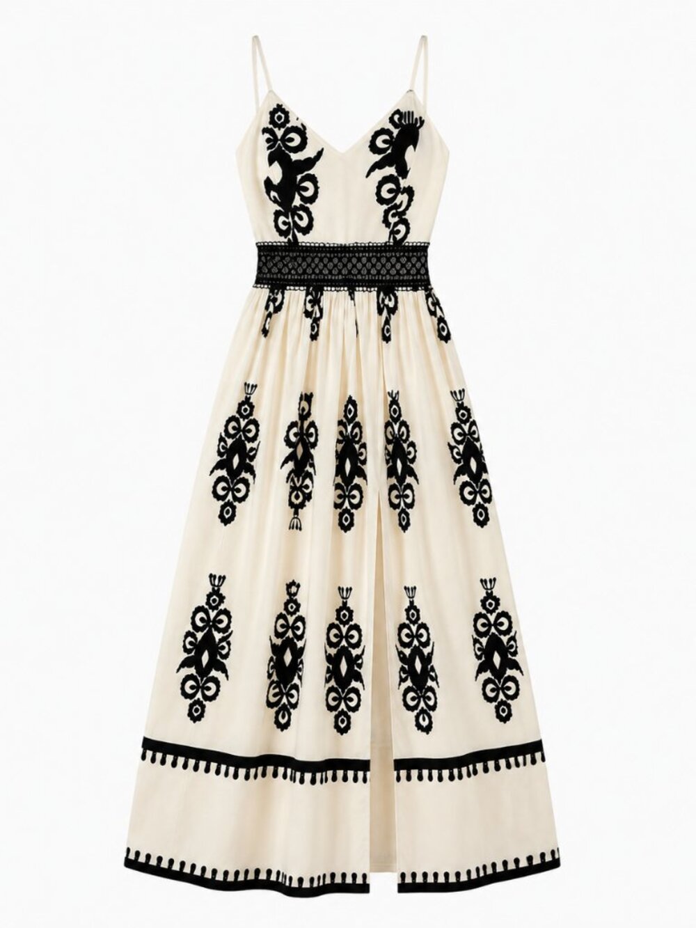VeronaChic - Elegant Side Slit White & Black Maxi Dress - Picture 3 of 4